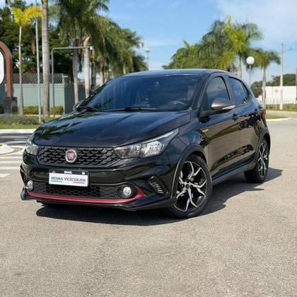 FIAT ARGO 1.8 E.TORQ FLEX HGT AT6 FIAT ARGO 1.8 E.TORQ FLEX HGT AT6